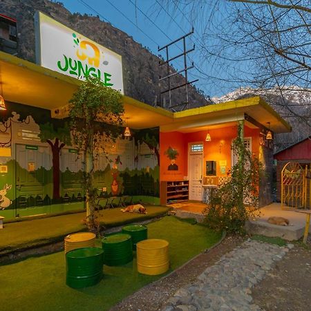 Jungle Hostel By Whoopers Касоль Екстер'єр фото
