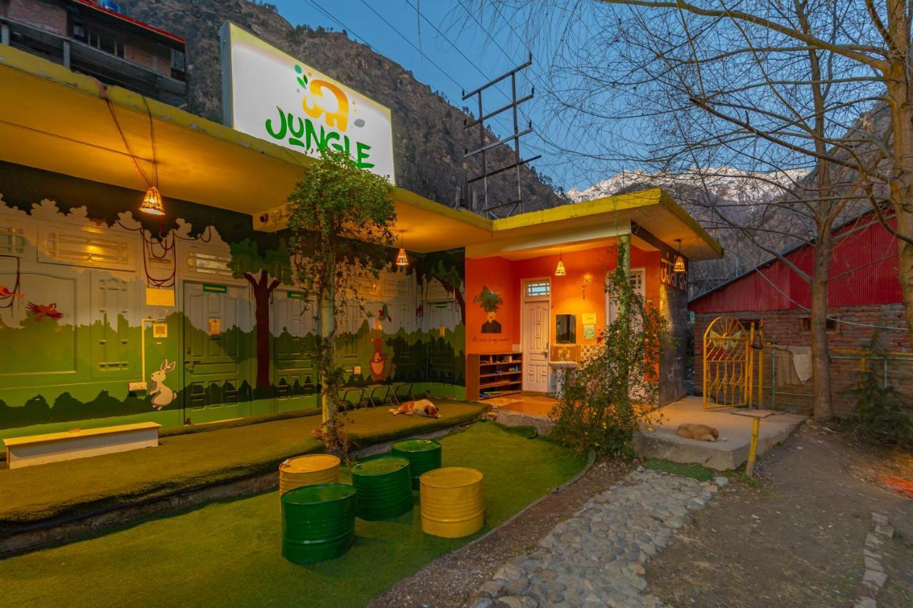 Jungle Hostel By Whoopers Касоль Екстер'єр фото