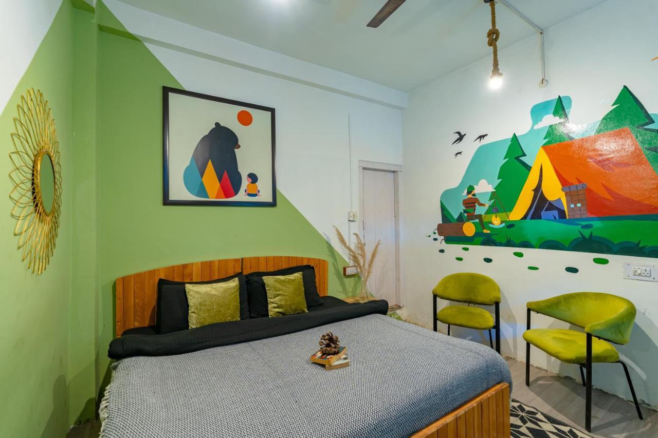 Jungle Hostel By Whoopers Касоль Екстер'єр фото