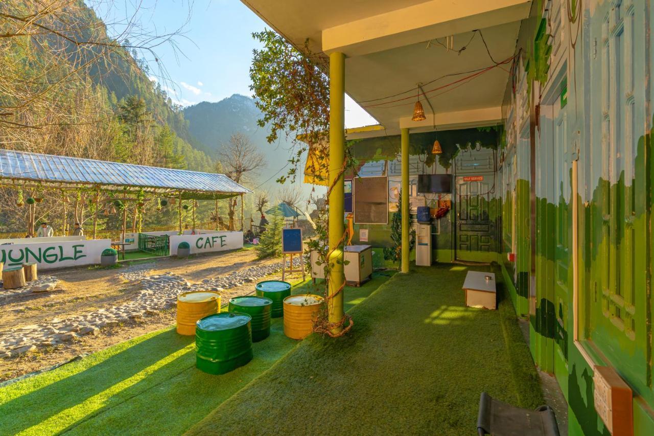 Jungle Hostel By Whoopers Касоль Екстер'єр фото