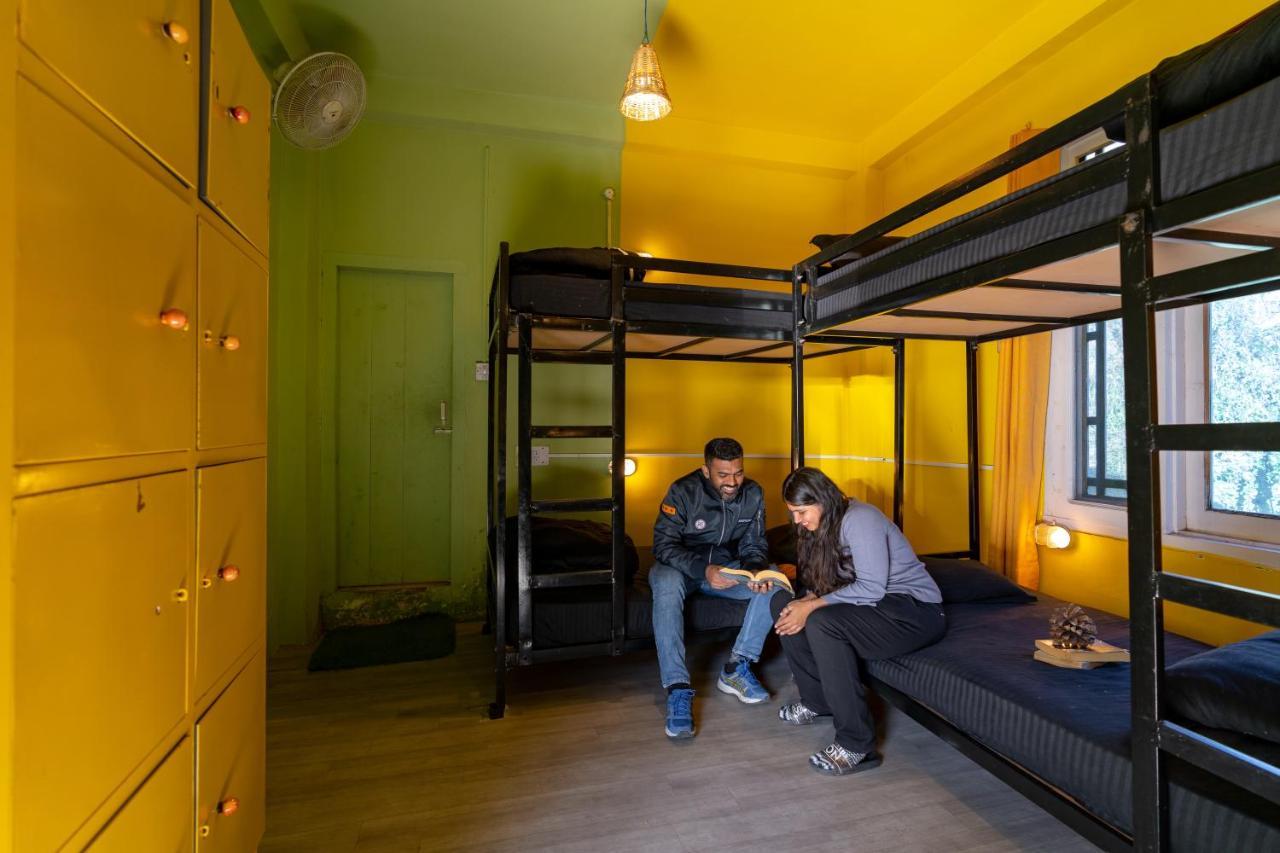 Jungle Hostel By Whoopers Касоль Екстер'єр фото